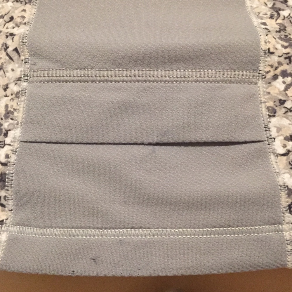 Lululemon Gray Floral Turbo Tank - Picture 7 of 8